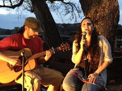 Orly, Folk singer-songwriter
