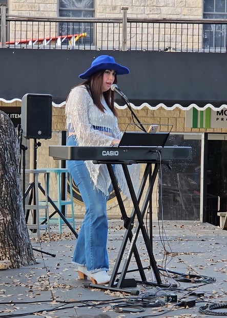 Songbird-SkylarSpringer